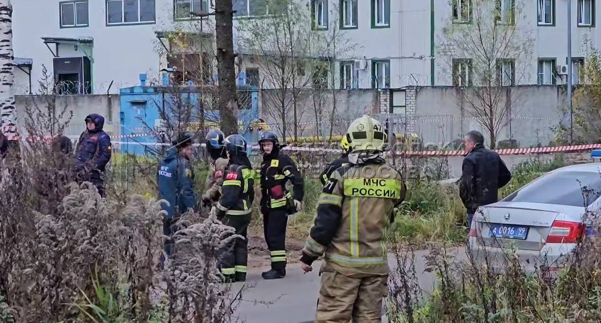 На территории «Сколково» обнаружили подозрительный предмет, примотанный к трубе