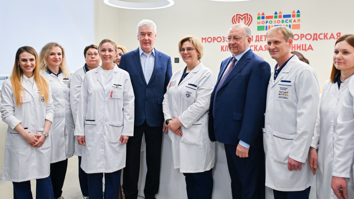 Собянин открыл два лечебных корпуса Морозовской больницы после реконструкции