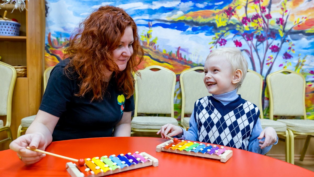 От диагностики до результатов: как работают дефектологи в столичных школах