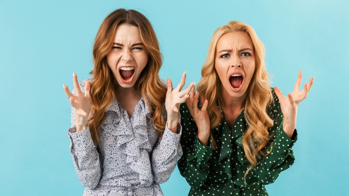 В компании раскрыться, дать волю эмоциям проще: не все могут преодолеть внутренние зажимы