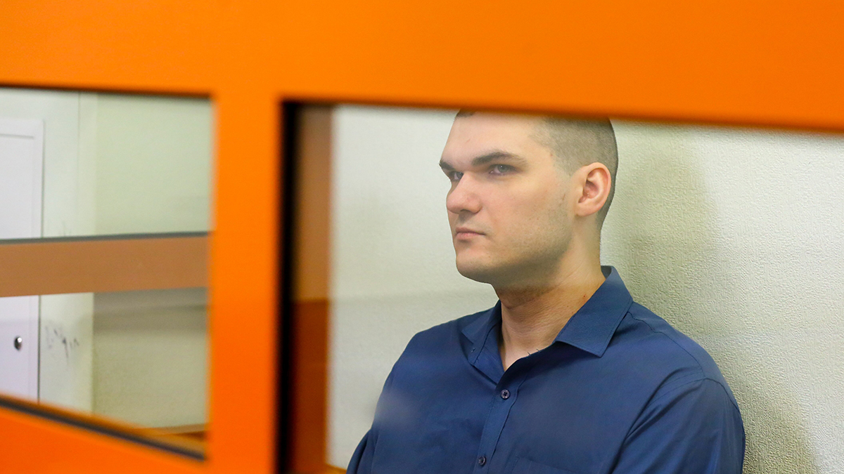 Устроившему подрыв автомобиля офицера Минобороны уменьшили срок: подробности дела, к чему его приговорили