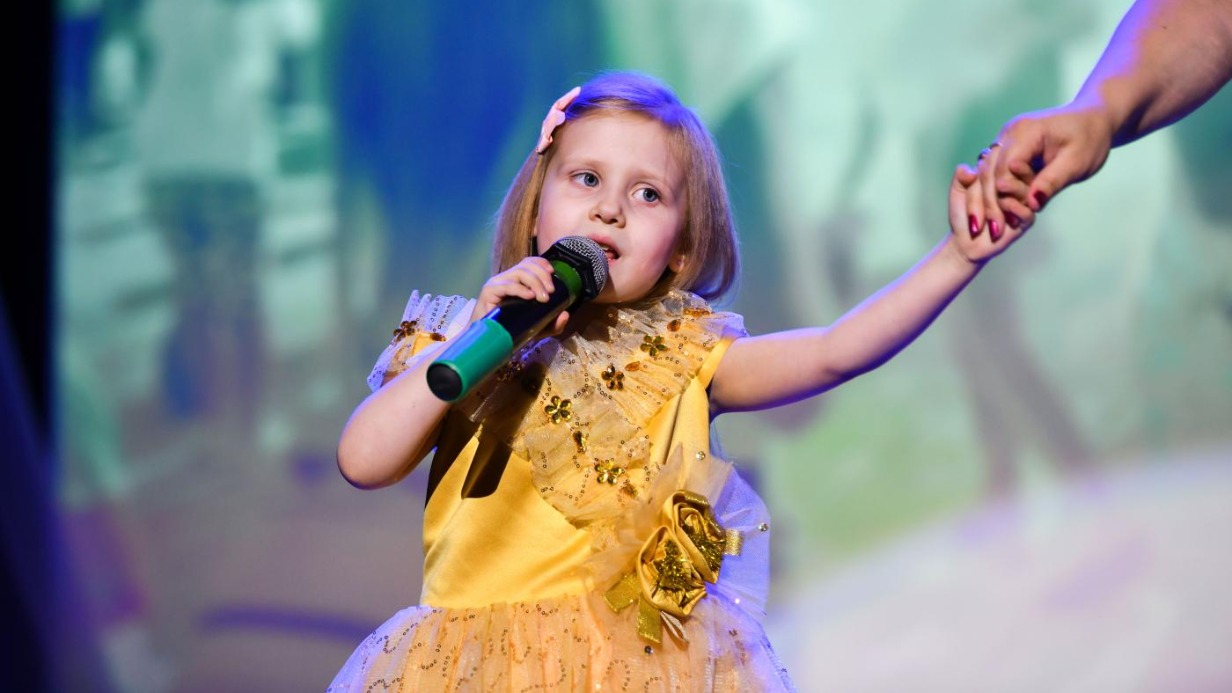 Десятки праздничных мероприятий организуют в Химках ко Дню матери