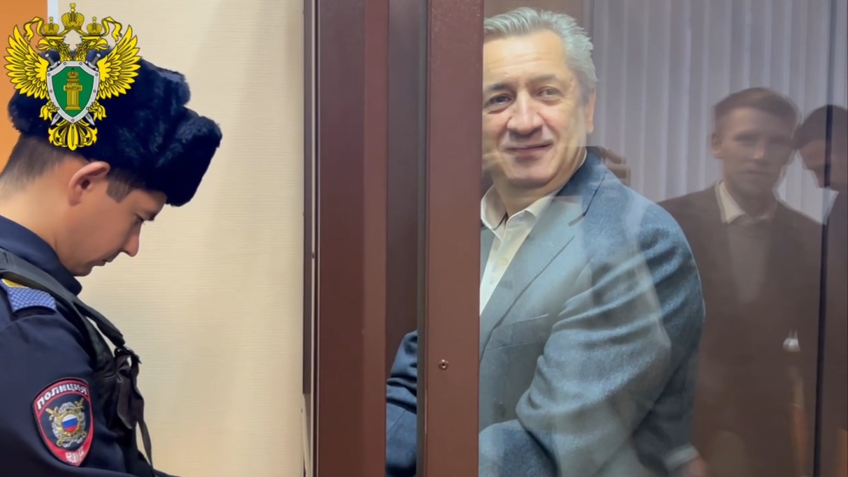 Экс-премьера Башкирии Марзаева посадили на 13 лет: за что его судили, взятка, дружба с Хабировым и провокации