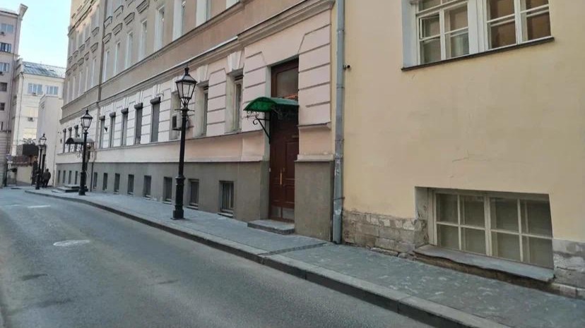 Крупное помещение для бизнеса в Басманном районе выставили на торги