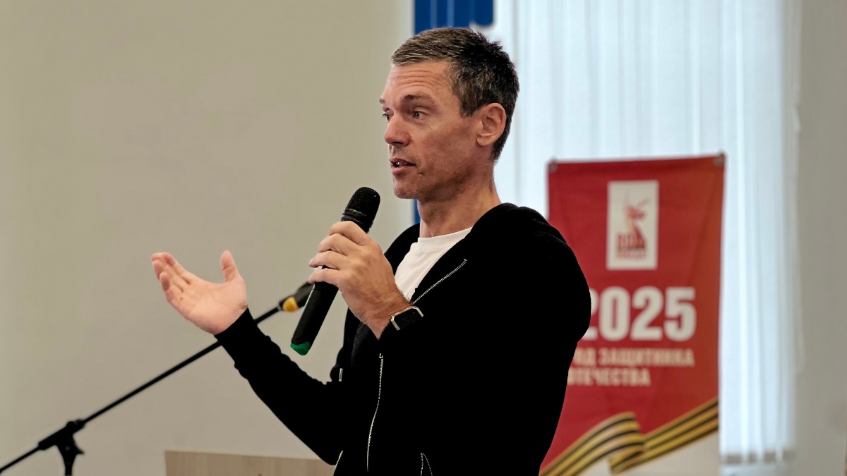 Михаил Мамаев в литературном клубе