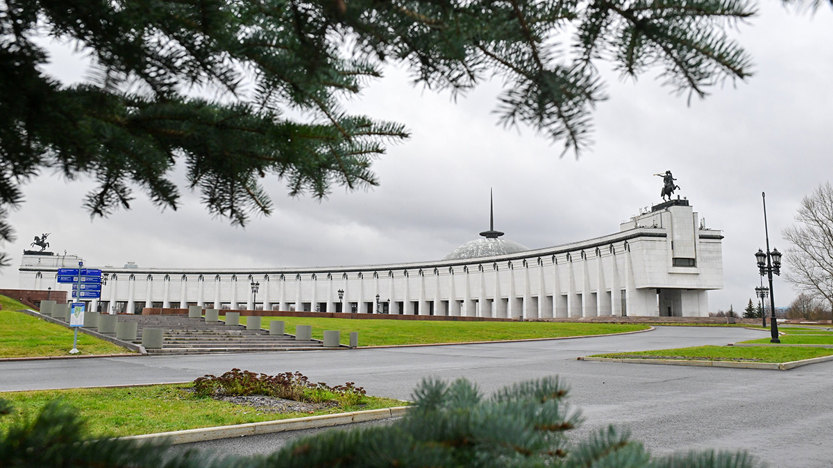 Артисты из Ярославля выступили в Музее Победы