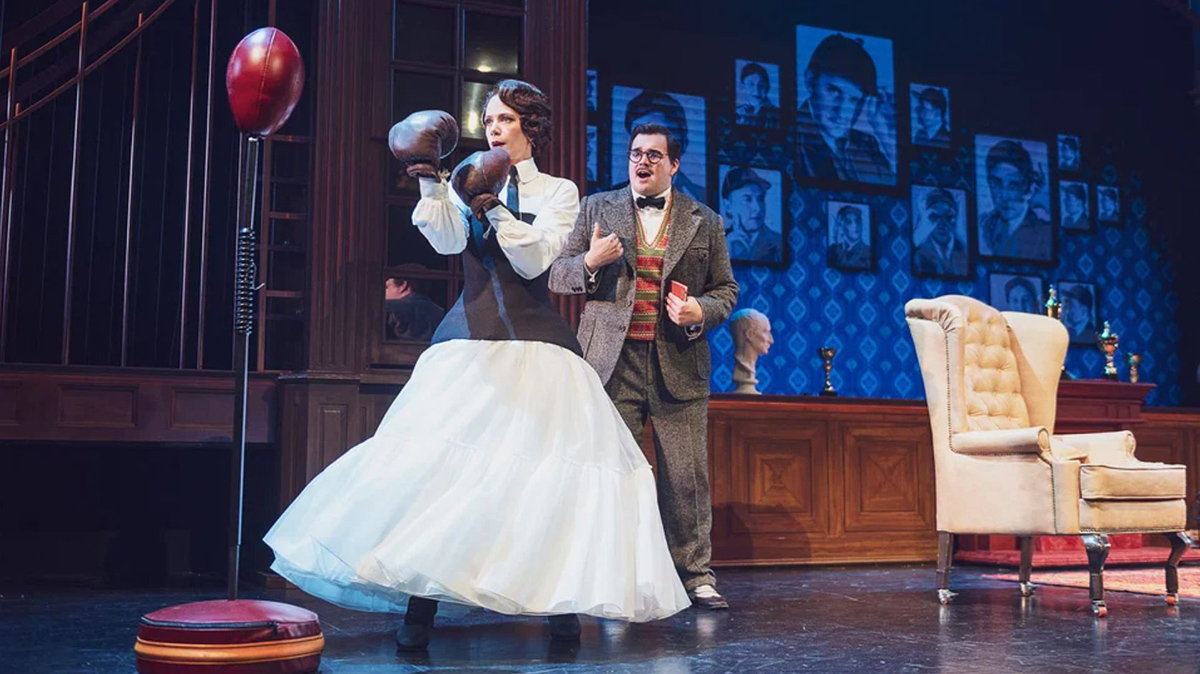 Куда сходить в декабре: спектакли, концерты и выставки в Москве