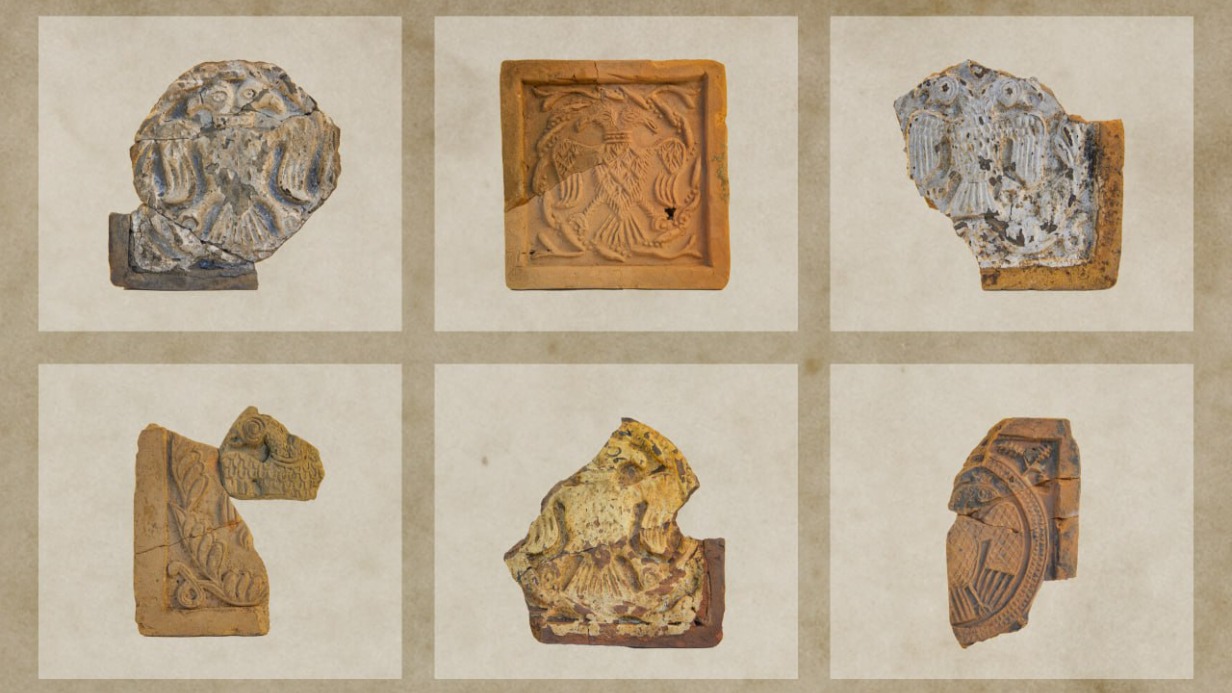 Собянин: Московские археологи собрали коллекцию изразцов с двуглавым орлом