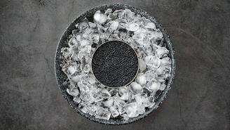 Стали известны цены на черную икру в магазине Госдумы