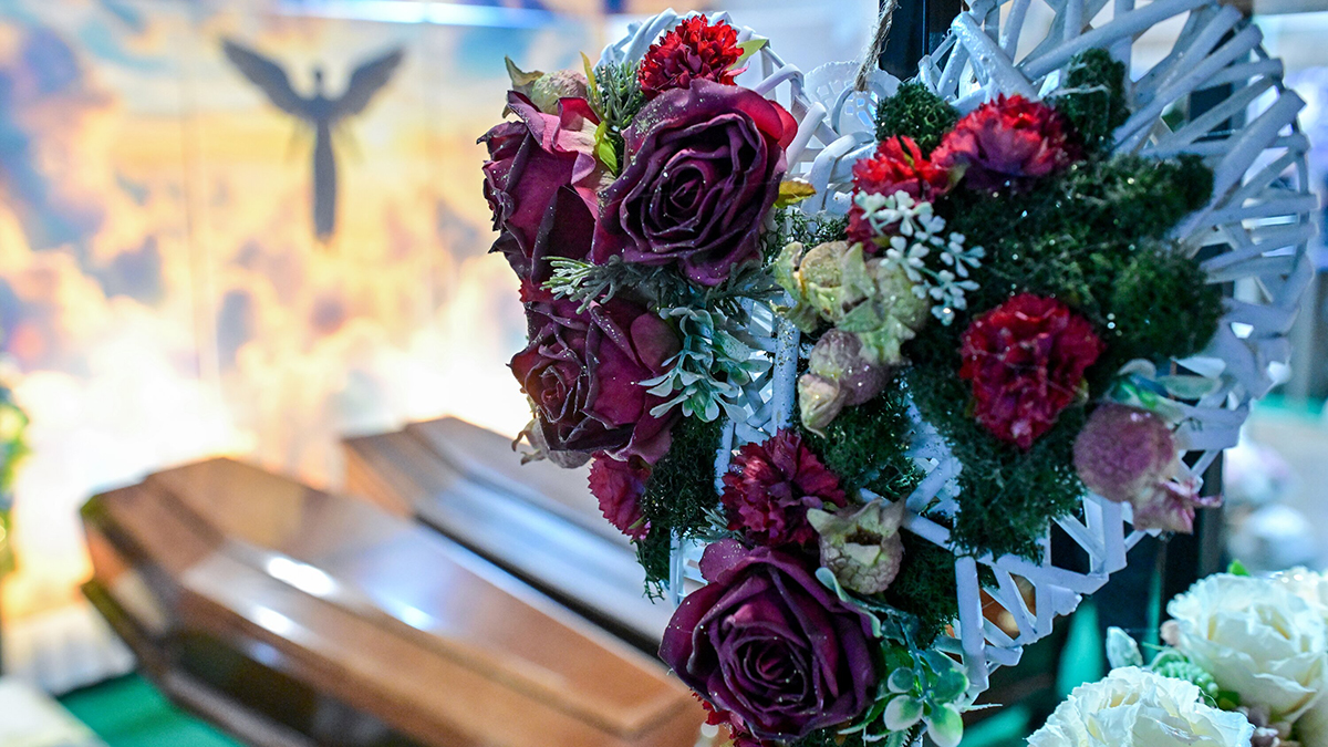 Родные погибшего участника СВО получили цинковый гроб с телом другого мужчины