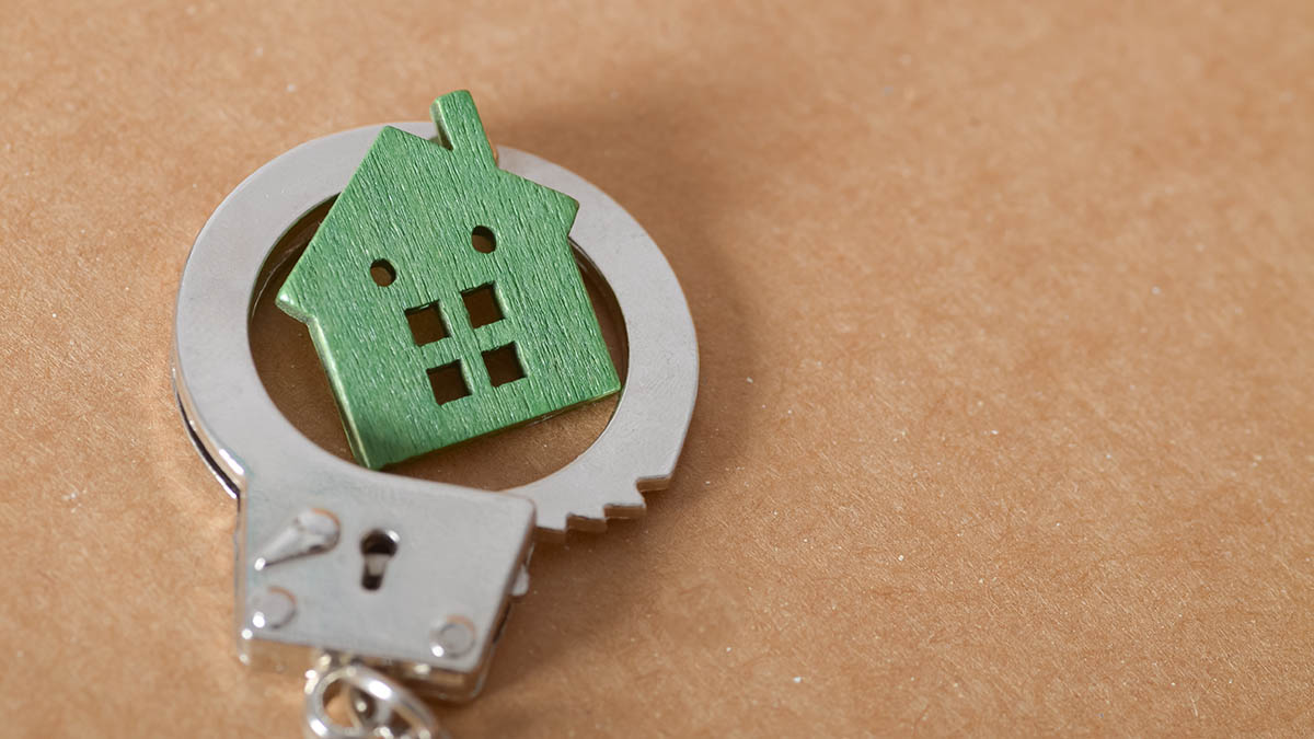 Когда могут отобрать купленную квартиру: схема Долиной, банкротство, наследство