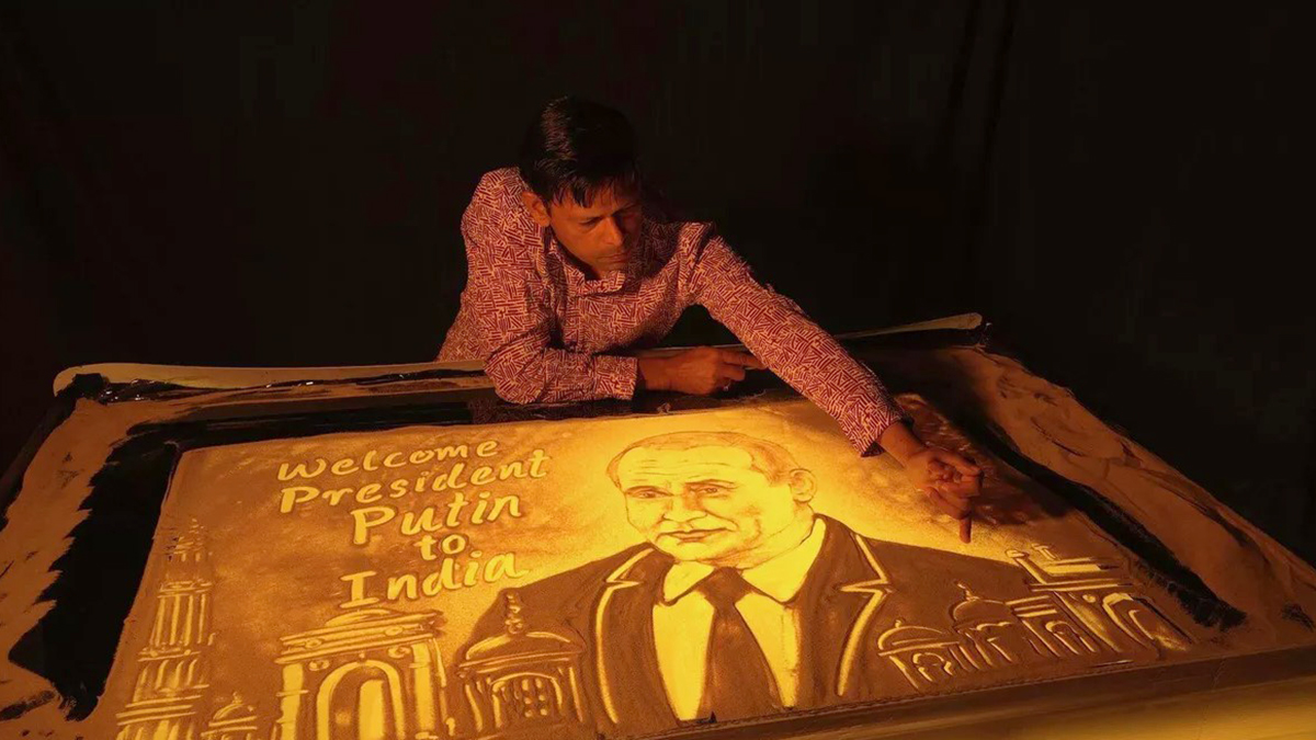 Портрет Путина из песка создали к его приезду в Индию