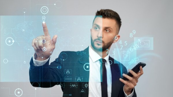 Российские топ-менеджеры оценили влияние цифровизации на рабочее время