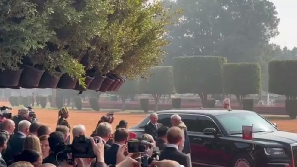 Путин приехал в президентский дворец в Дели