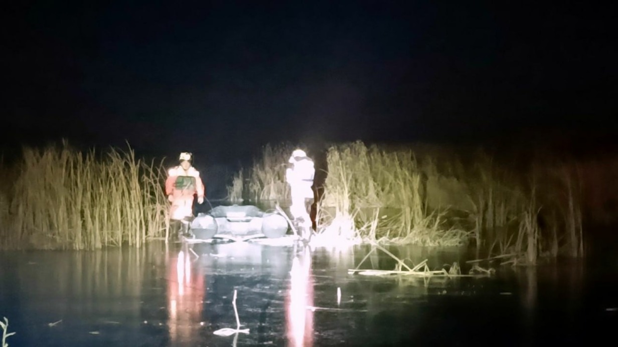 Житель Челябинска с 13-летним сыном утонули во время рыбалки