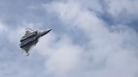 В Сети появились эффектные кадры трюка российского Су-57
