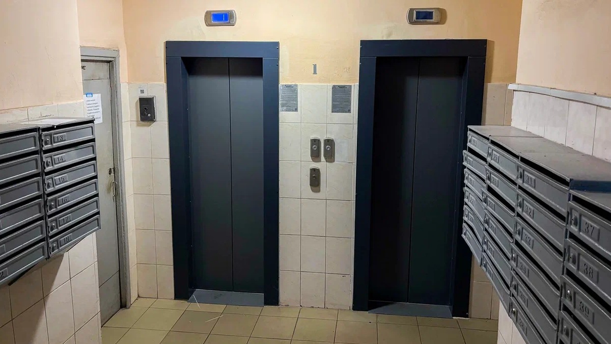 В жилом доме в районе Соколиная Гора в 2025 году завершена замена всего лифтового оборудования