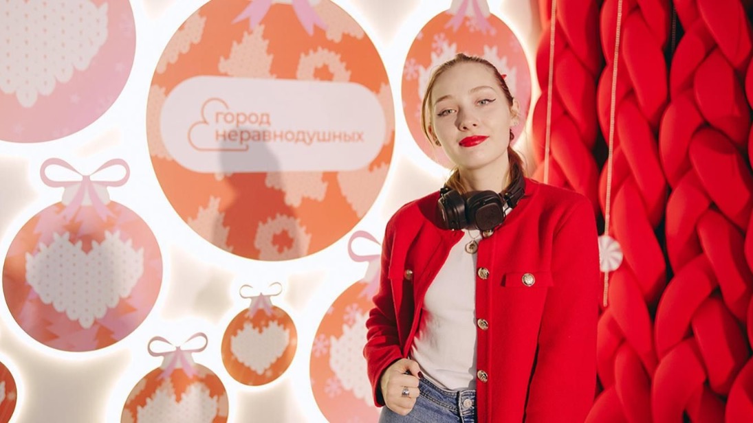 «Зима в Москве»: благотворительный фестиваль открылся на Болотной площади 