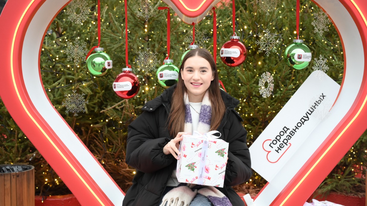 Один из амбассадоров проекта «Молодежь Москвы» Юлия Антонова пришла на фестиваль «Город неравнодушных»