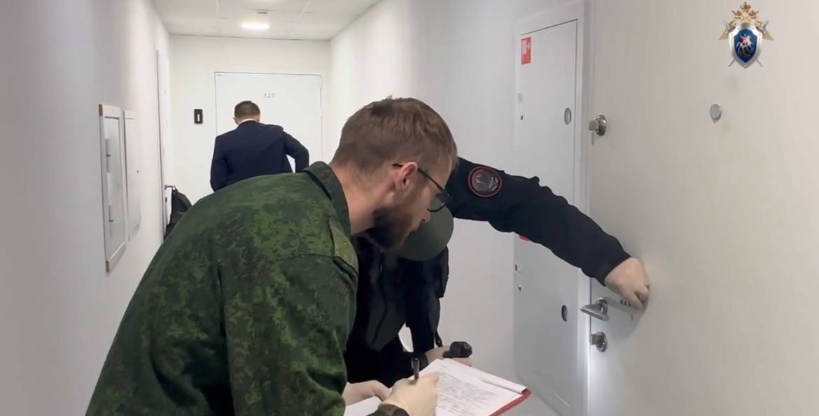 «По следам крови»: как нашли соседа, убившего женщину и ребенка в Котельниках