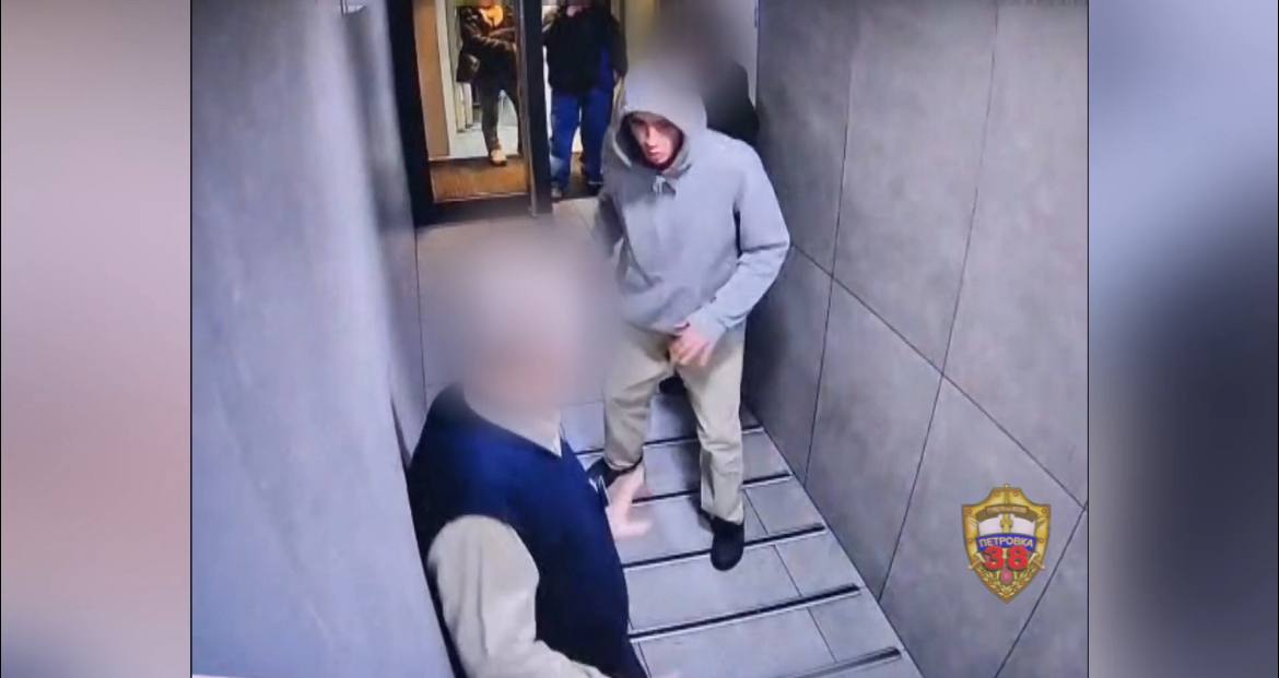 Пьяный мужчина избил охранника ресторана на Белорусском вокзале