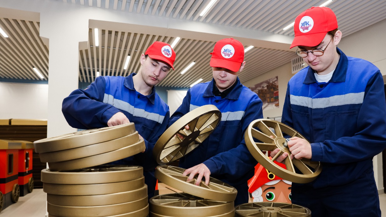 Анастасия Ракова рассказала об украшении поликлиник Москвы к Новому году