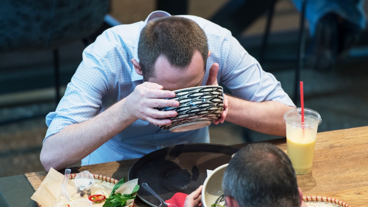 Не слишком эстетичное зрелище, согласитесь. Увидишь такое и про «кушать» забудешь