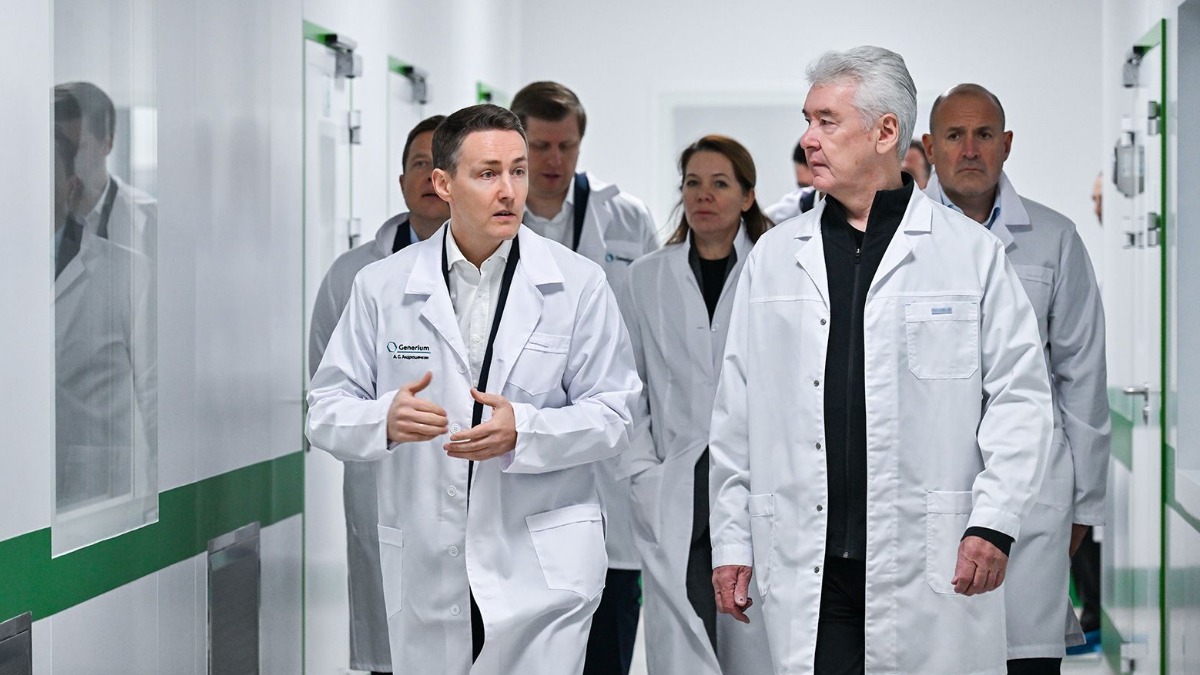 Мэр Москвы Сергей Собянин на открытии нового производственного комплекса в «Алабушево». Власти столицы уделяют большое внимание поддержке промпредприятий