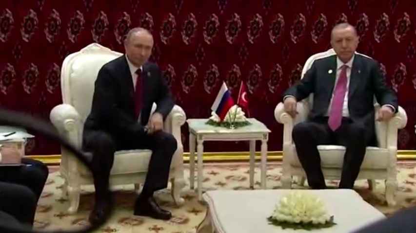 Путин встретился с Эрдоганом на полях форума в Ашхабаде