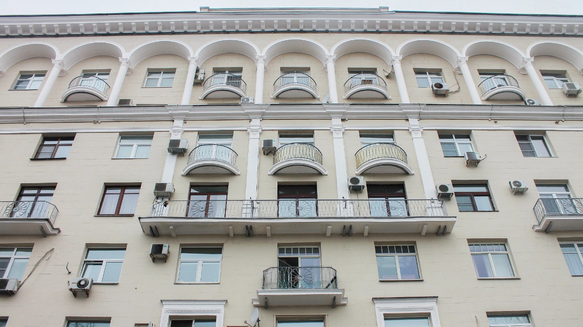 После капитального ремонта преобразился дом с парадной аркадой архитектора А. Г. Мордвинова