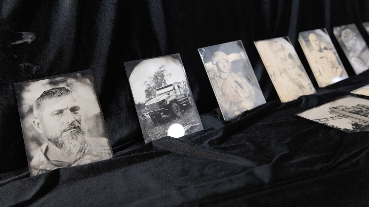 Московский художник сделал фотопроект об участниках СВО