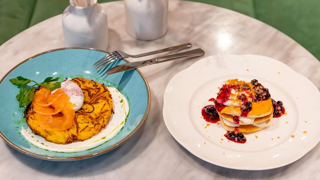 Более 500 заведений присоединились к проекту «Новогодний московский завтрак»