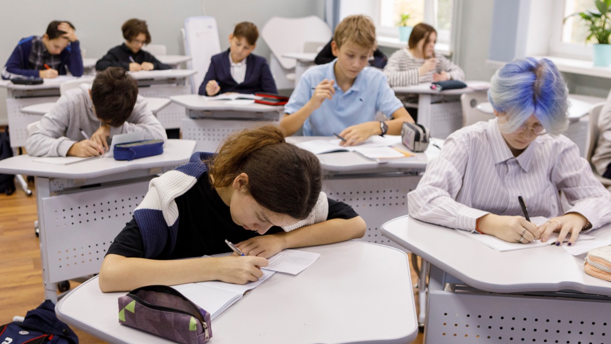 От сербского до суахили: какие языки изучают московские школьники