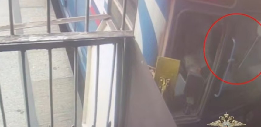 Уголовное дело завели на москвича за повторное проникновение в тоннель метро