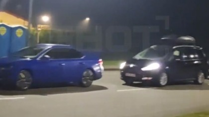 На границе возникла пробка из европейцев, желающих отметить праздники в России