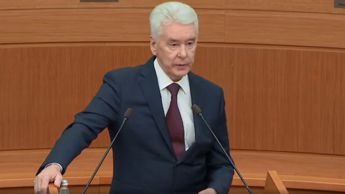 Собянин: Москва занимает второе место по размеру экономики среди мегаполисов мира