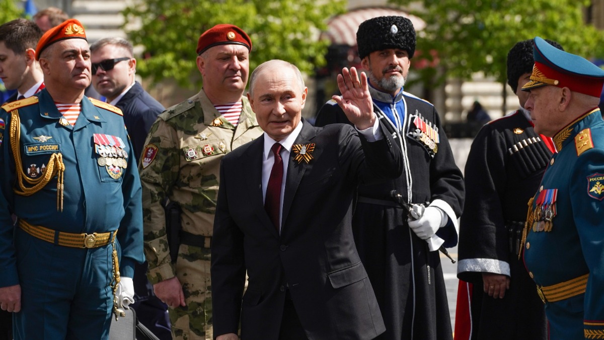 Президент России Владимир Путин во время парада в честь 80-й годовщины Победы в Великой Отечественной войне на Красной площади