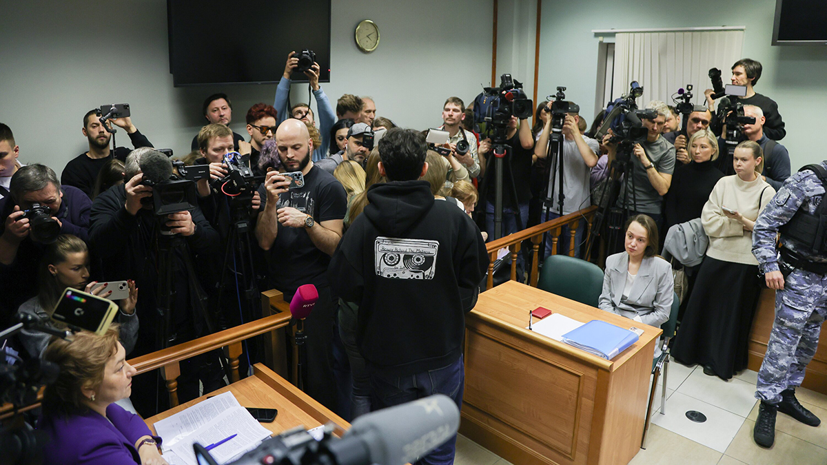 Мосгорсуд решил выселить певицу Долину из квартиры Лурье