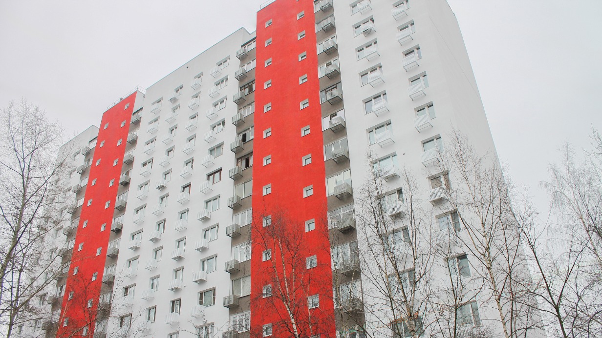 Три жилых дома в районе Восточное Измайлово обновили по современной технологии «мокрый фасад» в 2025 году