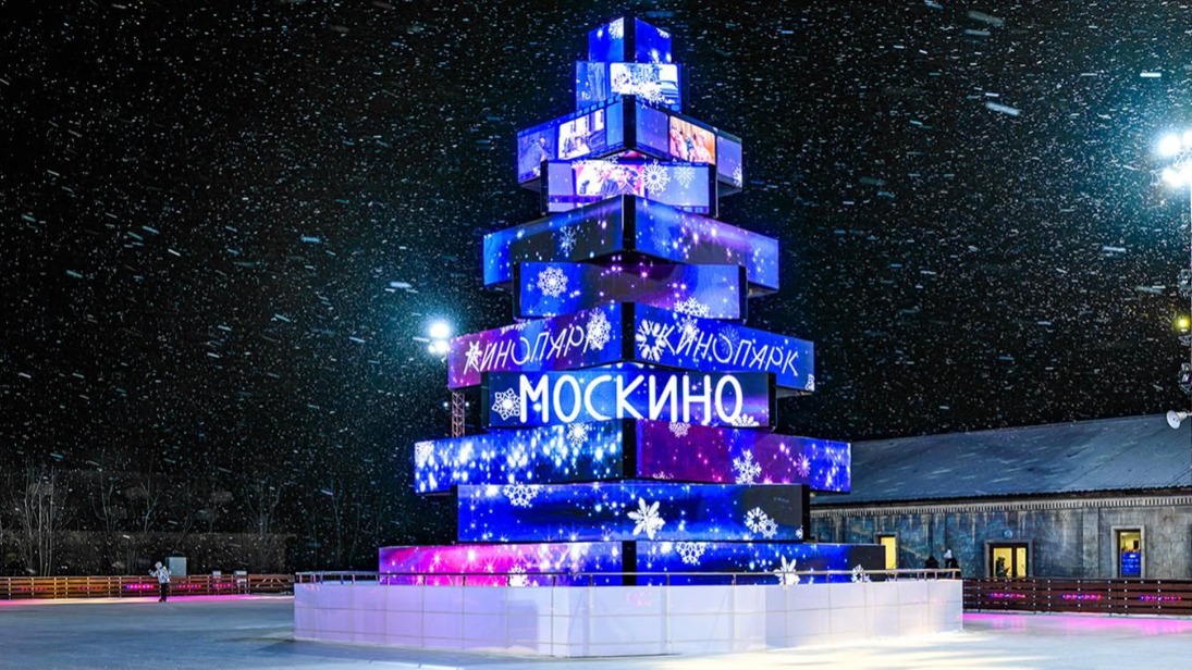 В кинопарке «Москино» установили елку из 184 LED-экранов