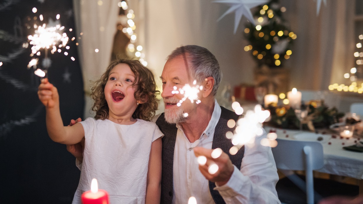 Чем бенгальские огни опасны для здоровья и как минимизировать вред