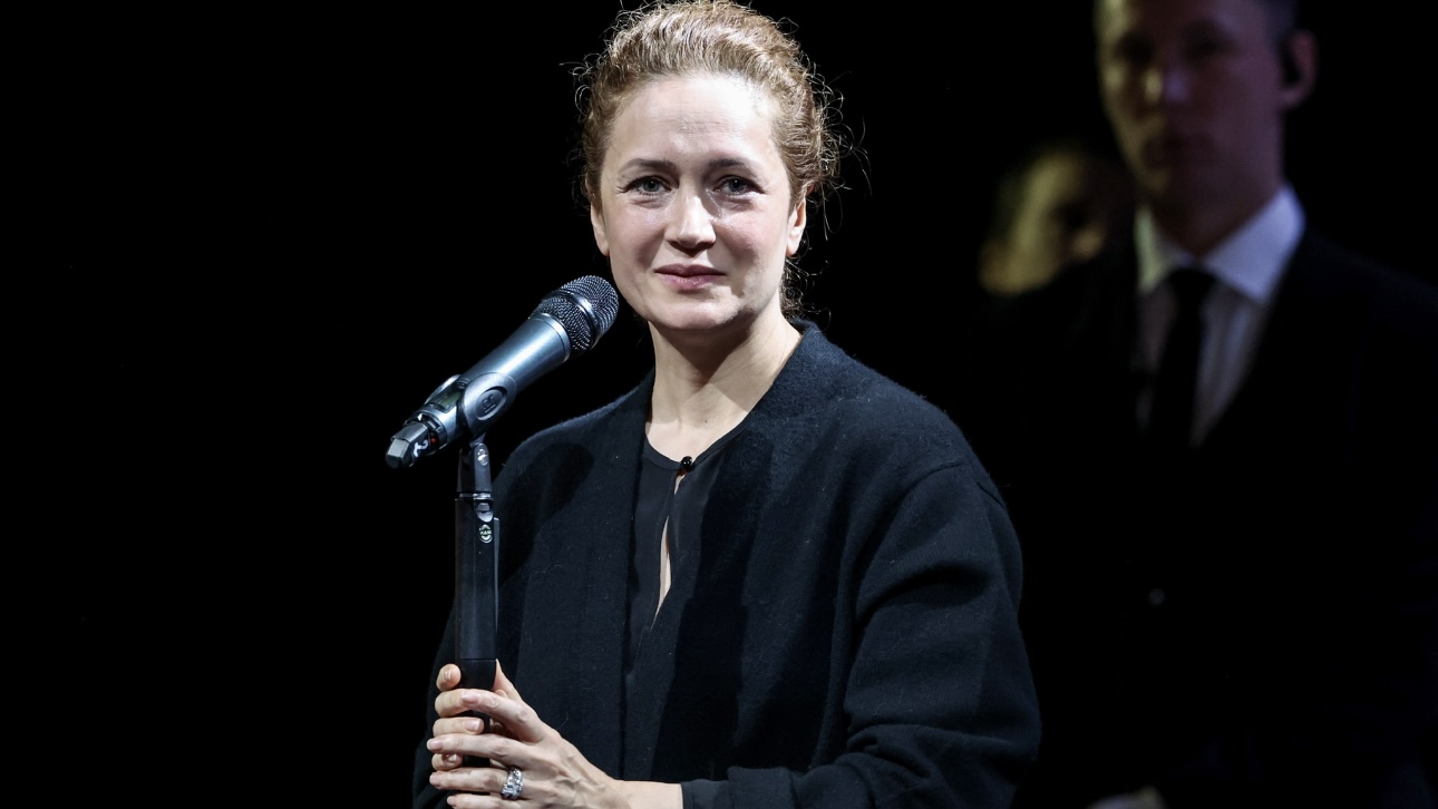 «Не знаю, как театр будет без нее жить»: Исакова выступила на похоронах Алентовой