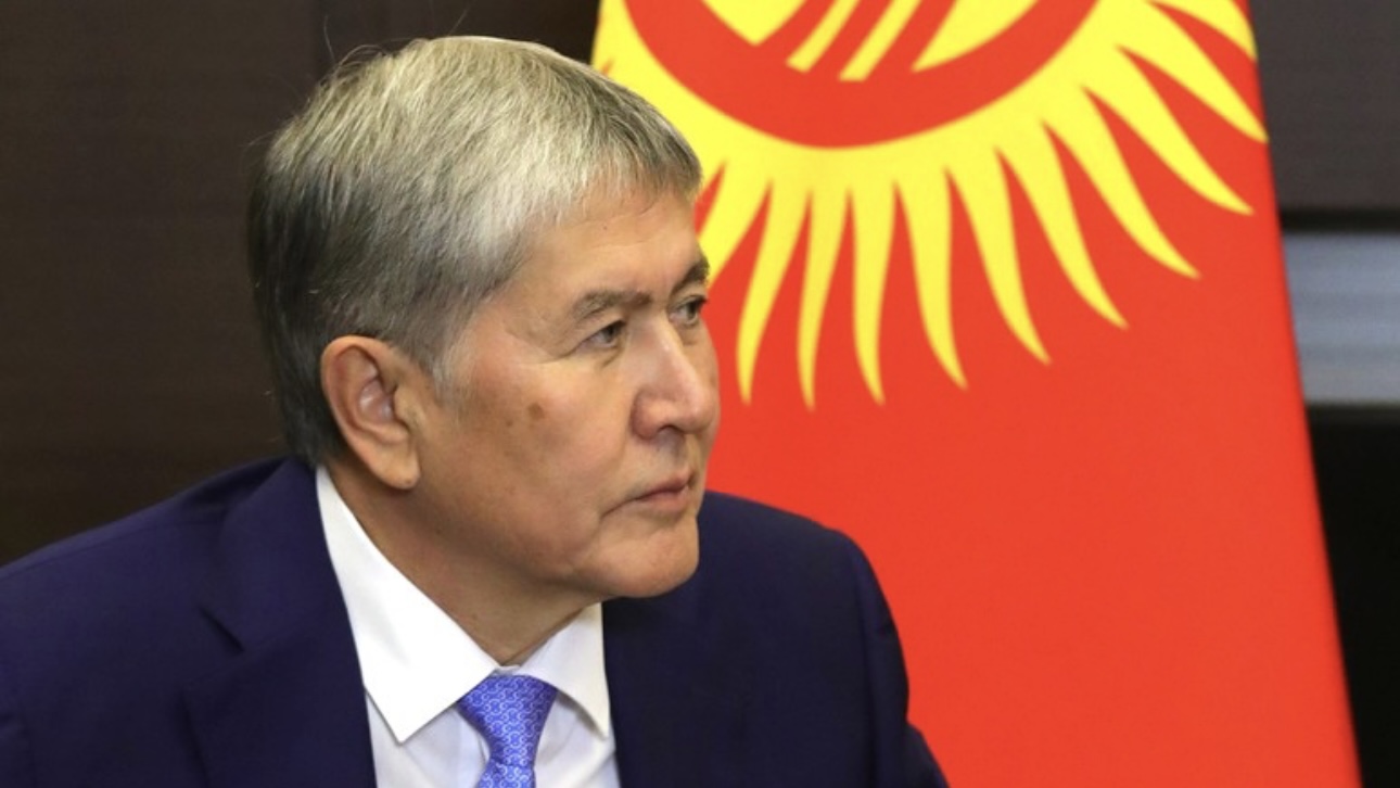 Экс-президента Киргизии Атамбаева лишили наград: почему это сделали, в чем он замешан и где сейчас