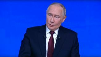 Путин: Российские войска наступают по всей линии боевого соприкосновения