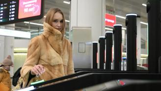 Пассажирам зеленый свет: как работают новые турникеты в московском метро