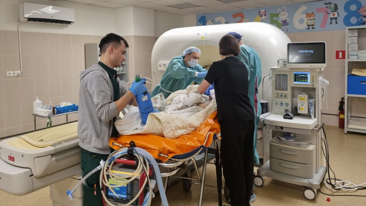 Ребенок, пострадавший при атаке ВСУ в Хорлах, госпитализирован в московскую РДКБ