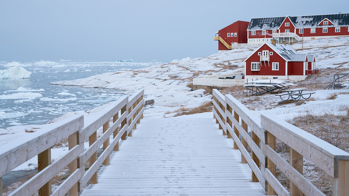 Мэр столицы Гренландии пожаловалась, что к жителям страны относятся как к товару