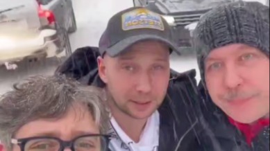 Актеры сериала «Солдаты» опоздали на свой спектакль в Ярославле из-за снегопада