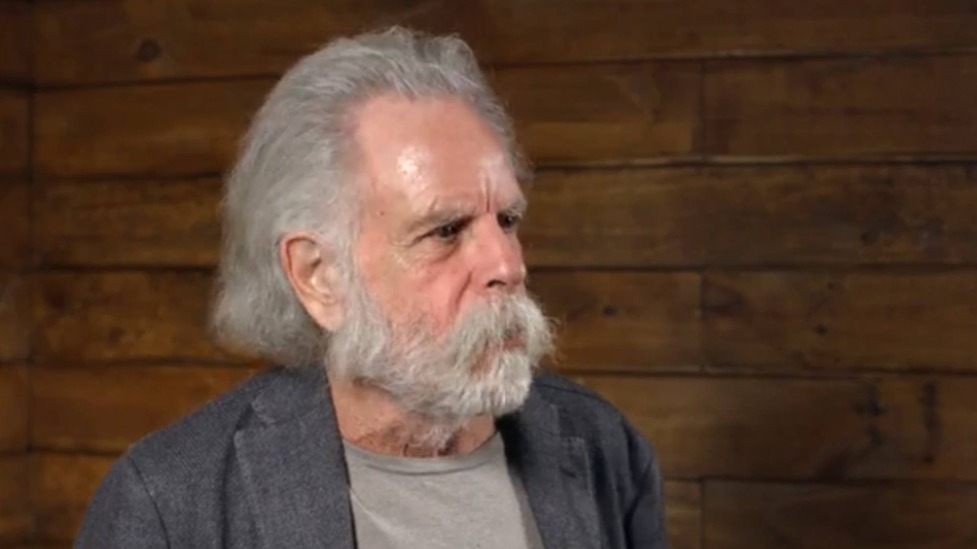 Ушел из жизни сооснователь Grateful Dead гитарист Боб Вейр