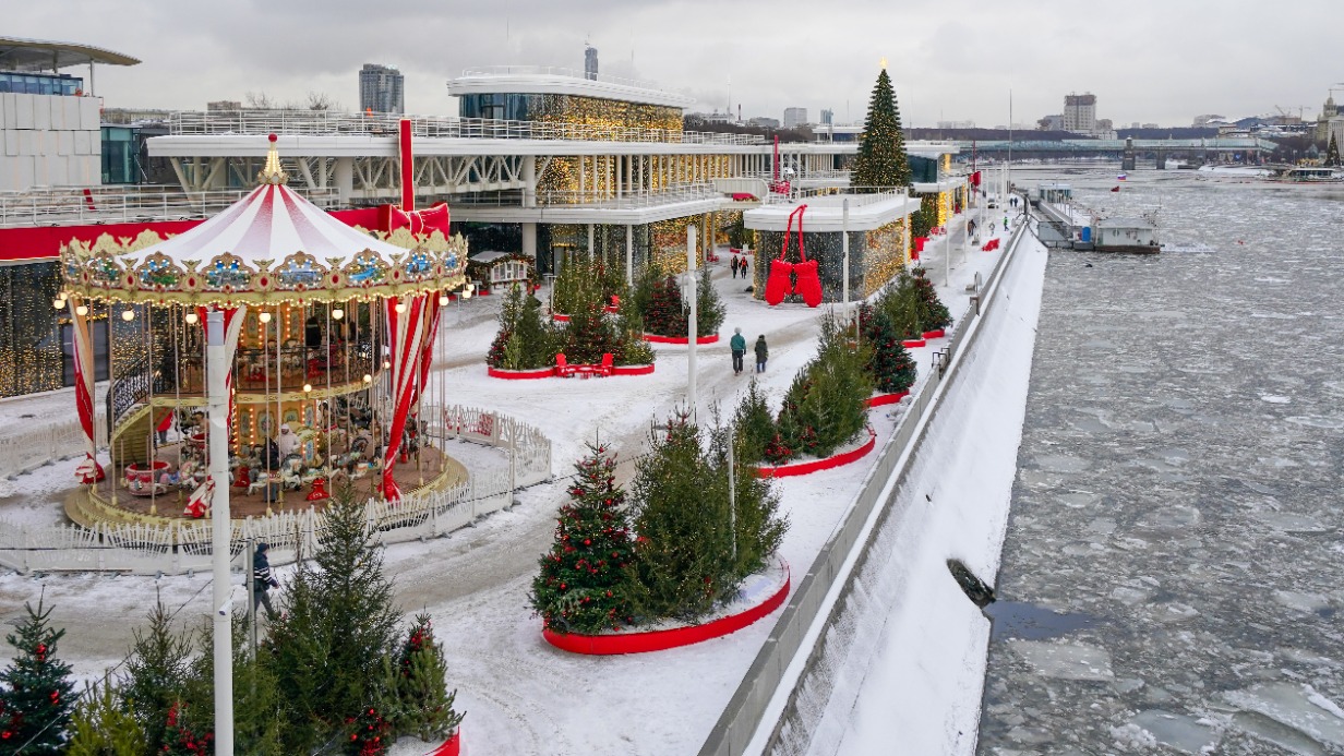 Девять набережных благоустроили в Москве в 2025 году